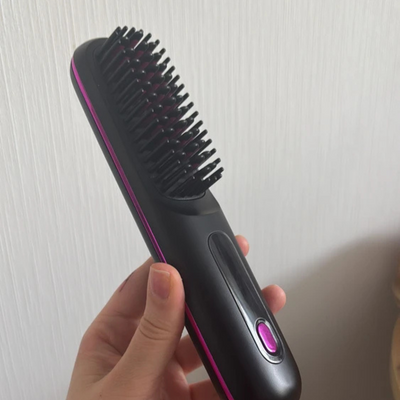 Nublo™ - Brosse lissante sans fil